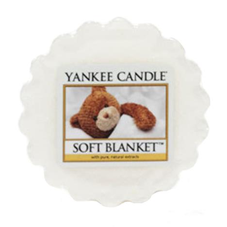 Yankee Candle South Africa - Soft Blanket Wrapped in sweet dreams… a  lullaby of clean citrus, luxurious vanilla and warm amber. Fragrance Notes:  Top: Bergamot, Citrus, Blackberry Mid: Cashmere Vanilla, Powdery Rose