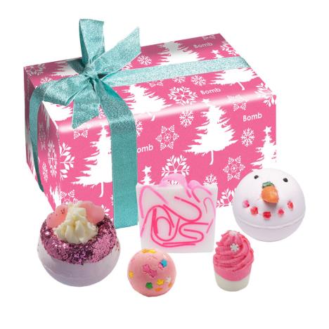 Bomb Cosmetics Dreaming of a Pink Christmas Gift Set  £13.49